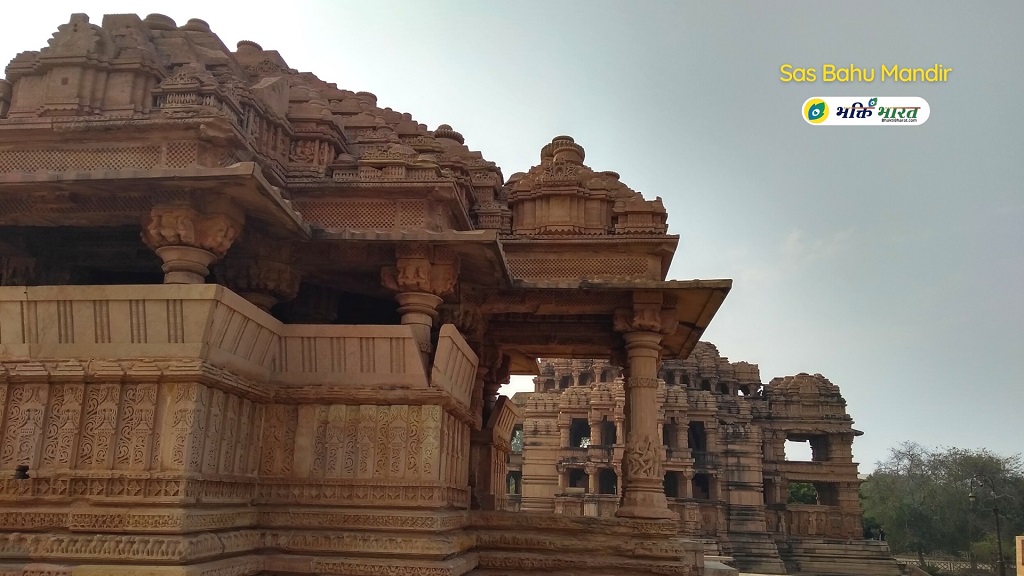 सास बहू मंदिर () - Fort Campus, Near Post Office Gwalior Madhya Pradesh