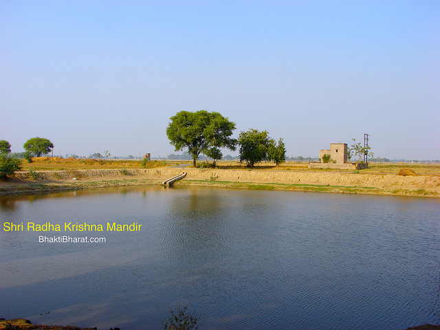 Jhabera: Most of the civilizations and old cities are find on bank of famous river.